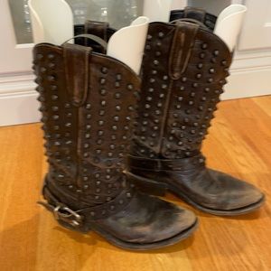 Ash distressed boots - metal studs - so cool!